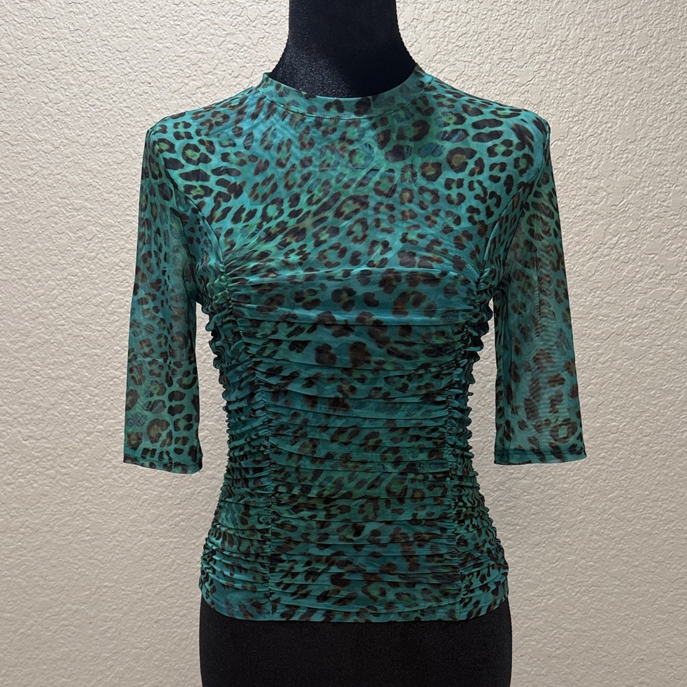 Guess Green Leopard Print Ruched Blouse. Size Small
